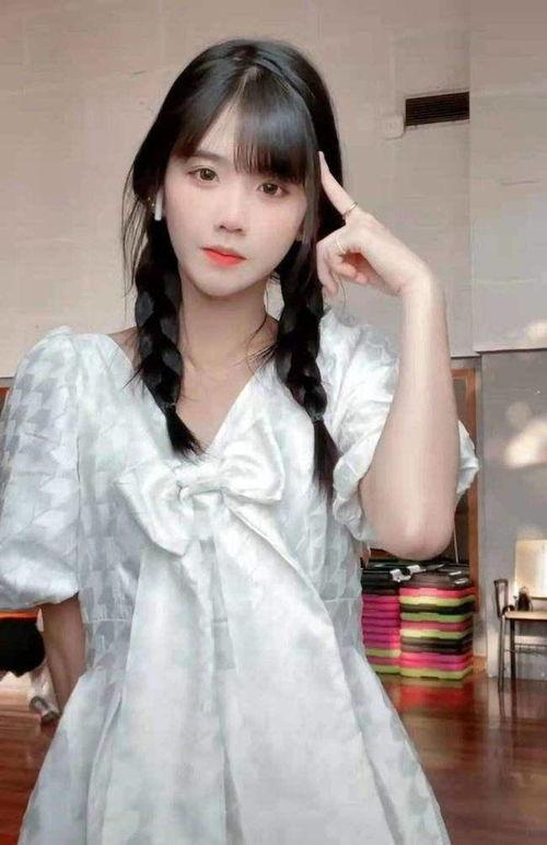 井川里予免费吃瓜,揭秘娱乐圈幕后故事