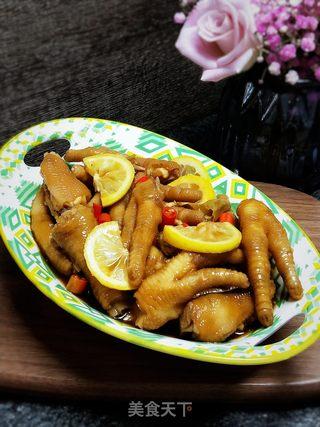 爆料柠檬鸡爪的做法视频,酸辣开胃，轻松学会的美食制作教程