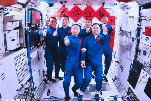 美国航天员爆料新闻视频,独家爆料震撼公开