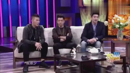 郑恺同学爆料杜江有俩孩子的视频,家庭幸福美满