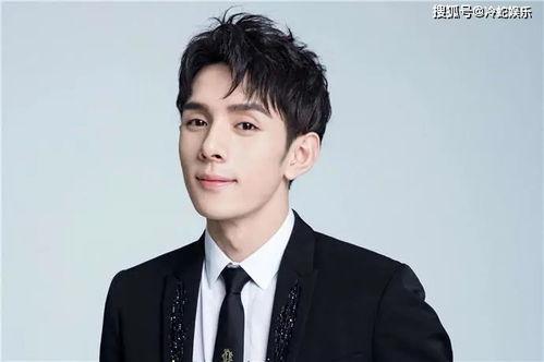 李明德直播间吃瓜的网红,网红吃瓜现场，笑料百出！