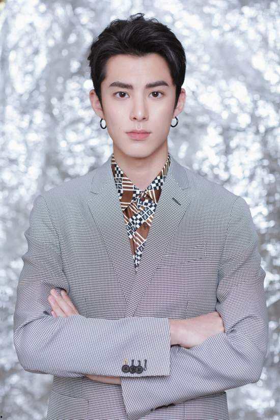 狗仔直播爆料王鹤棣视频,王鹤棣幕后花絮视频大揭秘